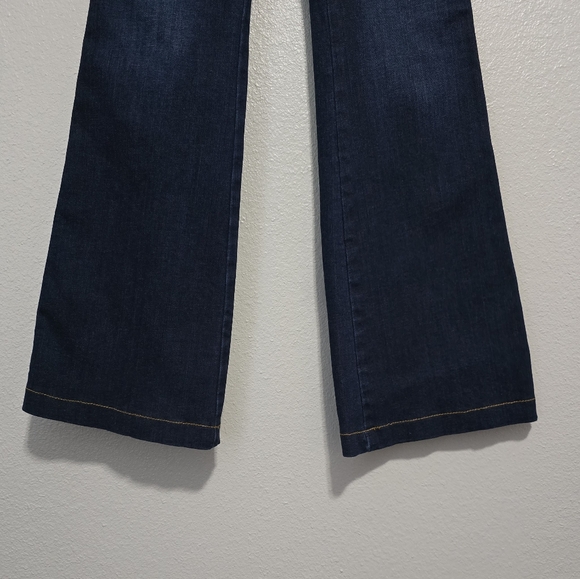 Spanx Flared Pull On Demin Stretch Jeans Midnight Shade 32" Inseam - Picture 4 of 9